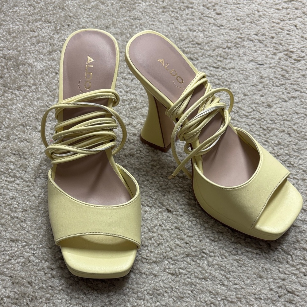 Aldo Light Yellow Strappy Heels